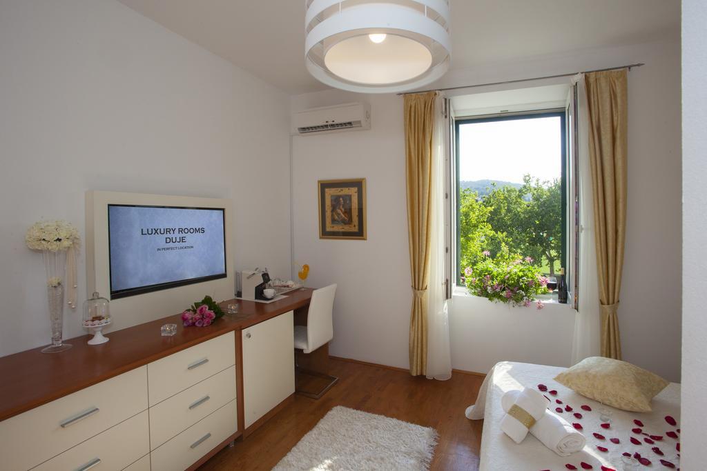 Luxury Rooms Duje Split Exterior photo