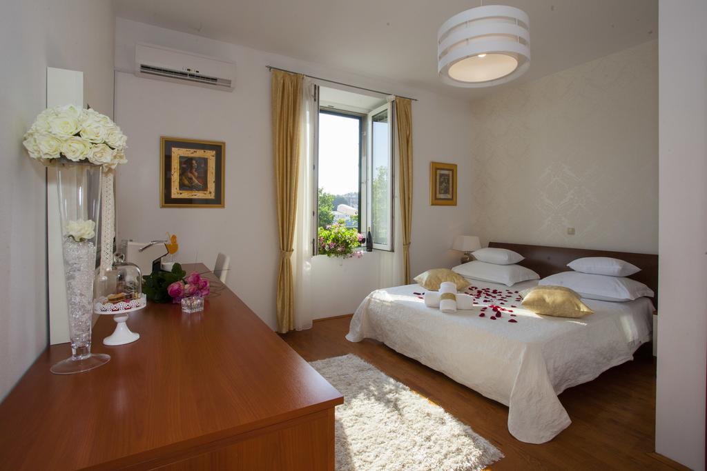 Luxury Rooms Duje Split Exterior photo